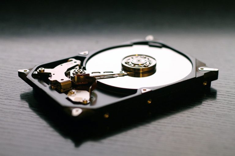 هارد دیسک یا حافظه SSD رایانه خود را چگونه تعویض کنیم؟