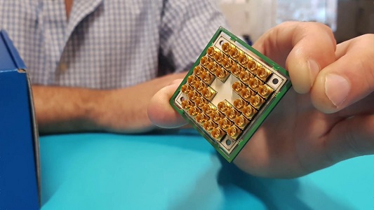 17Qubit Intel's chip