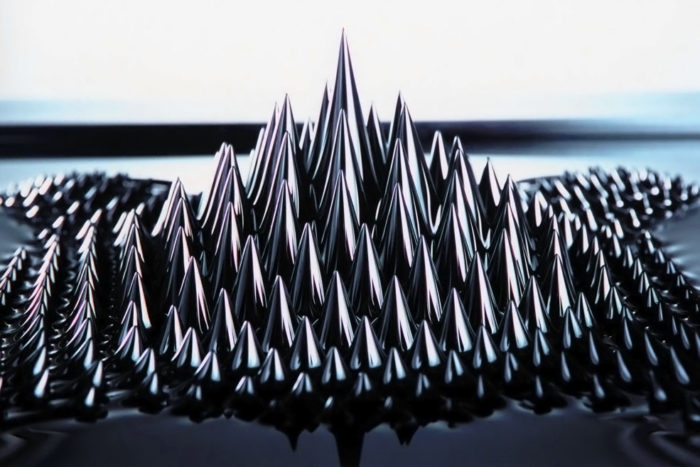 فروفلوئید (Ferrofluid) — زنگ تفریح [ویدیوی کوتاه علمی]