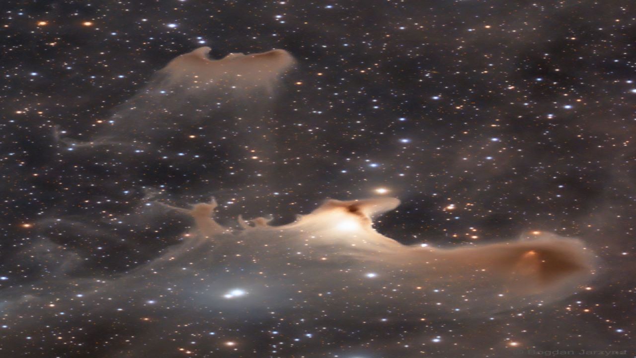 سحابی شبح — تصویر نجومی