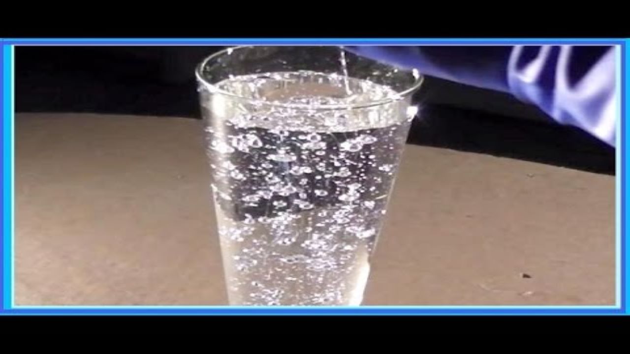 واکنش جیوه جامد در آب گرم — ویدیوی علمی