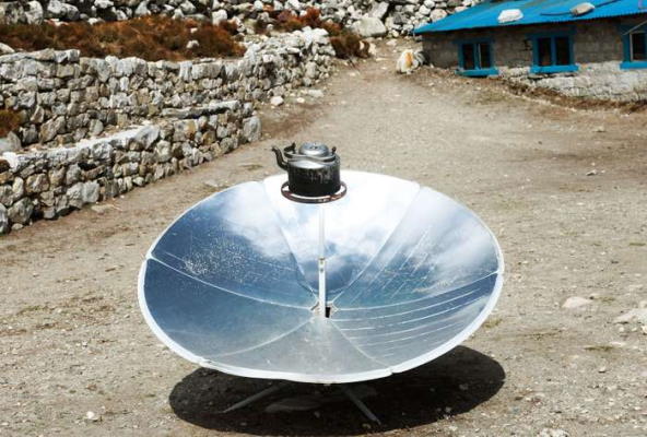 تولید برق با انرژی خورشیدی