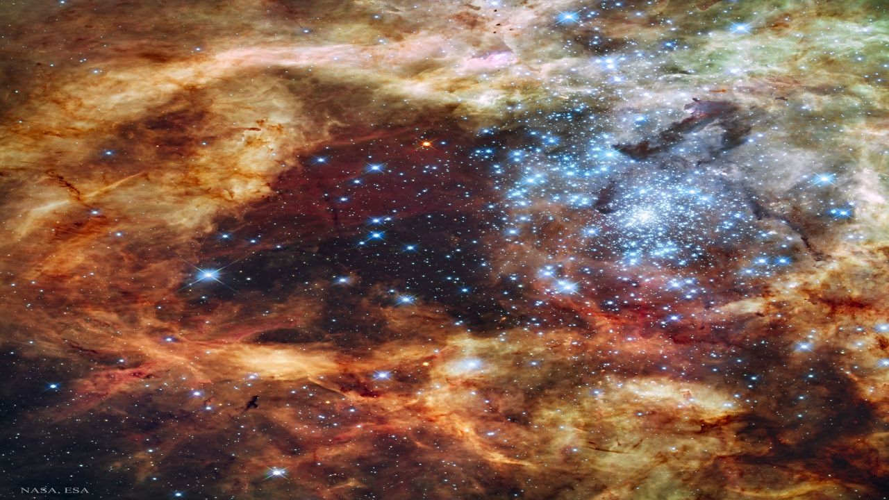 خوشه ستاره ای R136 — تصویر نجومی