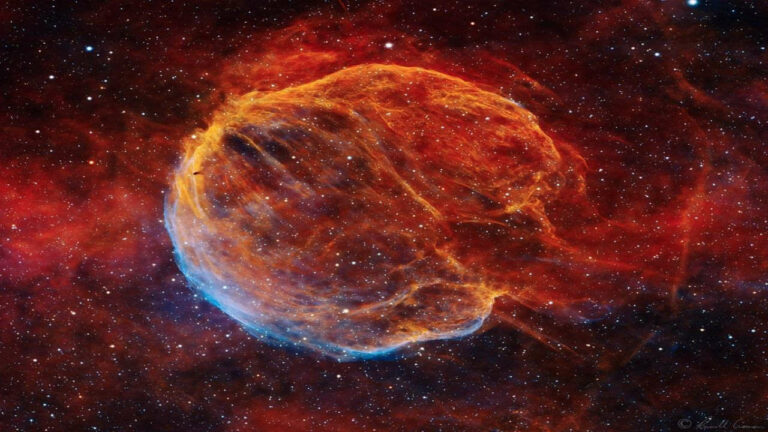 سحابی مدولا — تصویر نجومی