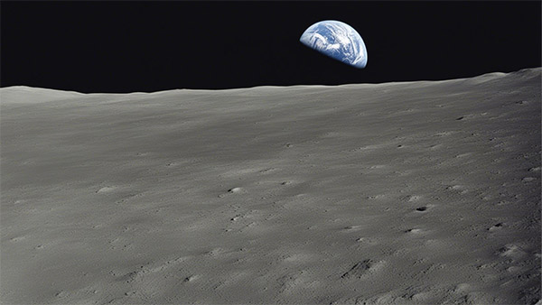 زمین از ماه