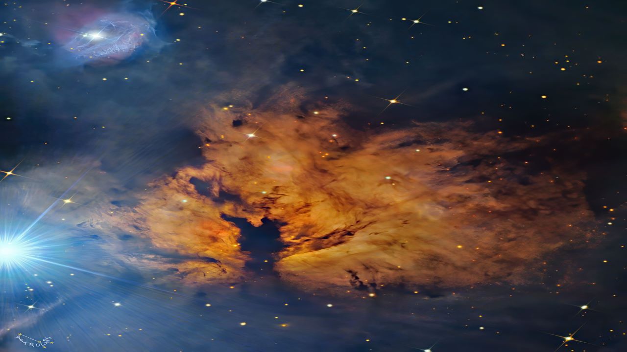 سحابی شعله و ستاره نطاق — تصویر نجومی
