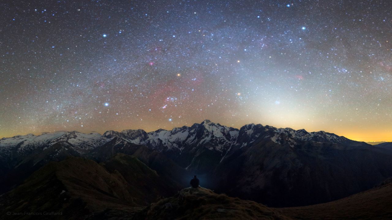 روشنایی فجر کاذب — تصویر نجومی
