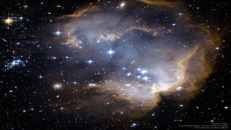 خوشه ستاره ای NGC 602 — تصویر نجومی