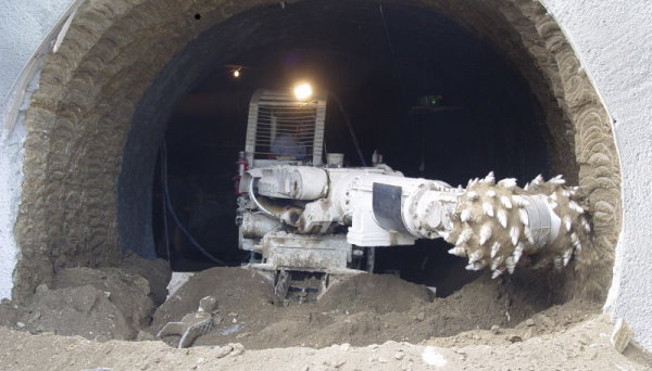 تونلسازی در محیط خاکی با استفاده از ماشین حفار رودهدر