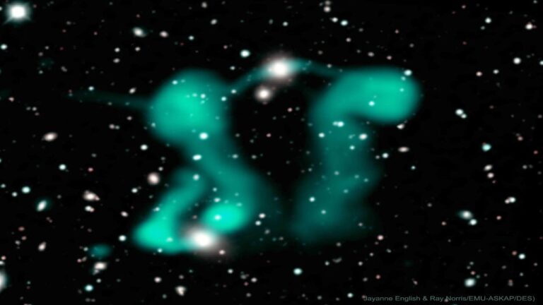 جت های خمیده کهکشان های فعال &#8212; تصویر نجومی