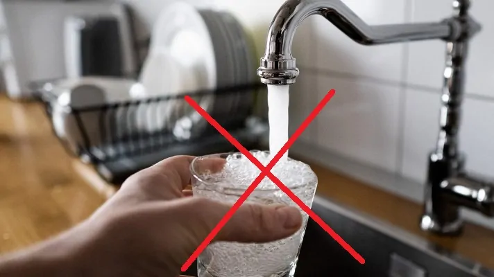 مسمومیت با آب آلوده