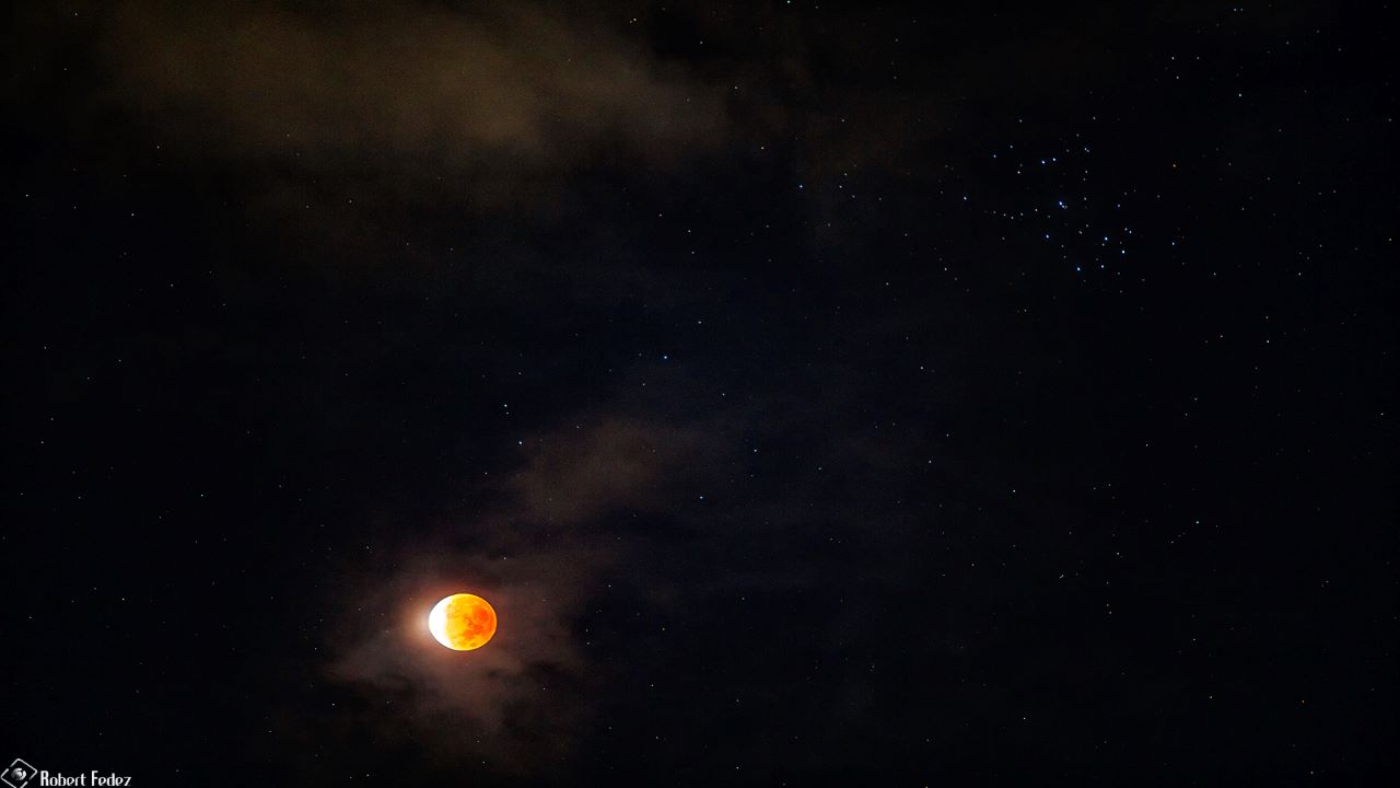 ماه گرفتگی جزئی طولانی — تصویر نجومی