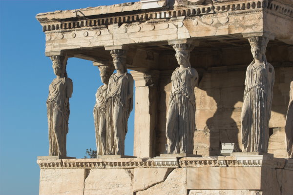معبد ارکسیون آتن، مثالی از تلفیق هنر معماری با هنر مجسمه‌سازی