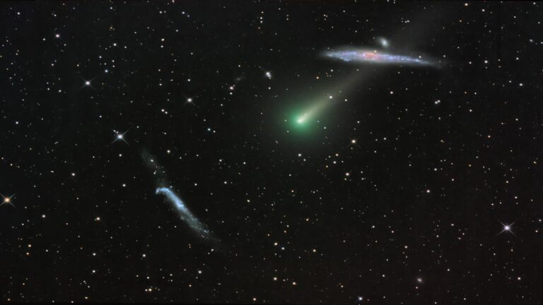دنباله دار لئونارد و کهکشان نهنگ — تصویر نجومی