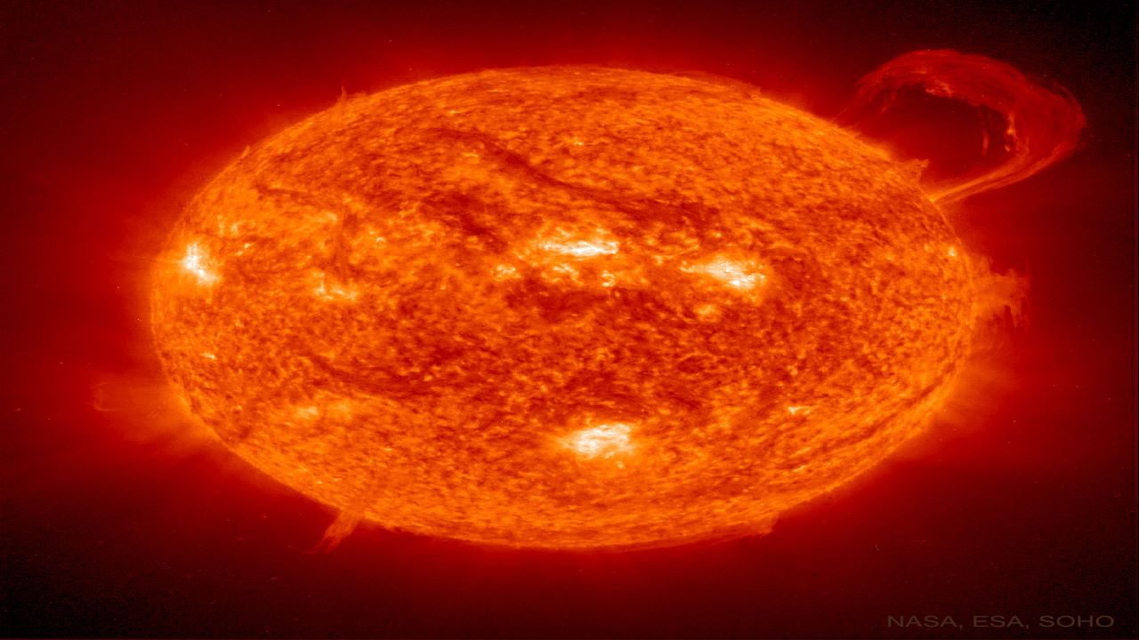 برجستگی خورشیدی از دید فضاپیمای سوهو — تصویر نجومی