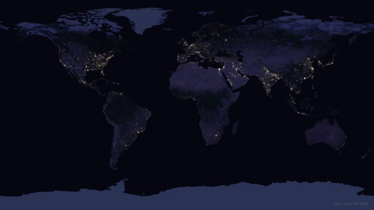 تصویر سیاره زمین در شب — تصویر نجومی