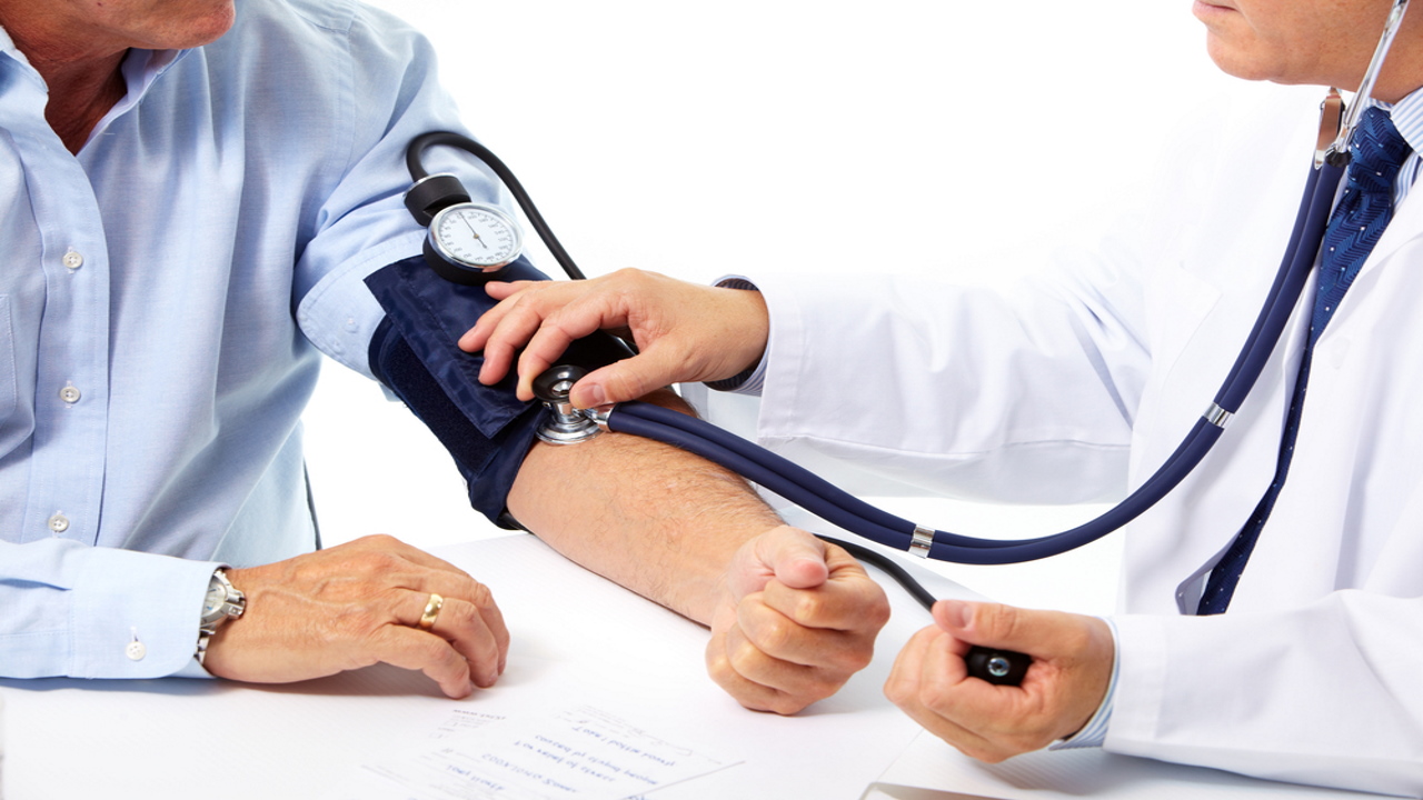 نحوه گرفتن فشار خون — آموزش تصویری و کامل
