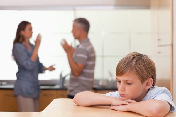 اثر دعواهای والدین بر کودکان