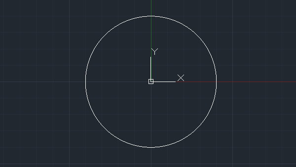 یک دایره در فضای اتوکد
