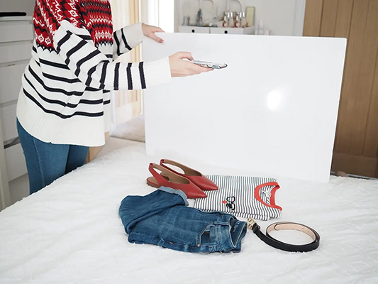 نحوه عکاسی از لباس با نمای تخت