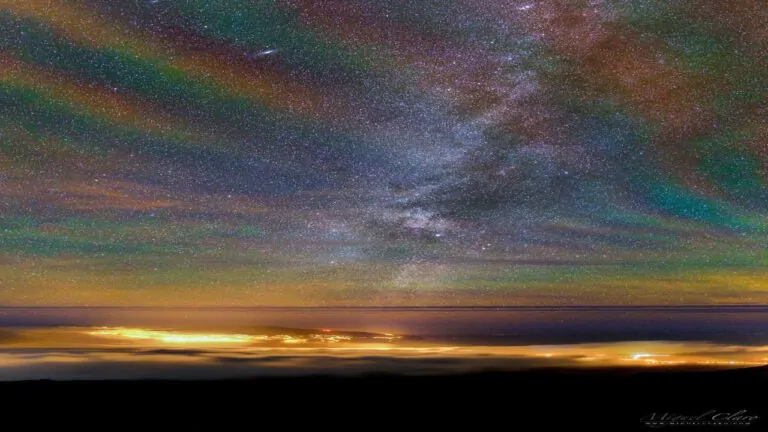 هواتاب رنگین کمانی — تصویر نجومی