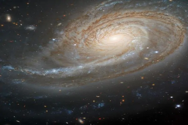 کهکشان آرپ ۷۸ در صورت فلکی بره